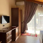 Broadway Boutique 4*