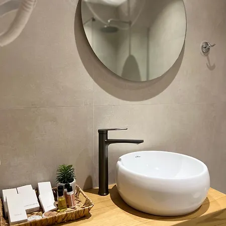 B Boutique 4* Tirana