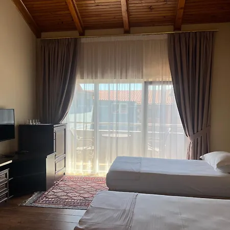 Broadway Boutique 4* Tirana