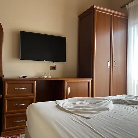 Broadway Boutique 4* Tirana