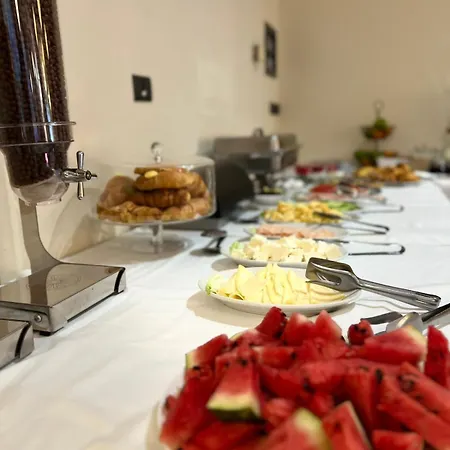 Hotel Broadway Boutique 4*