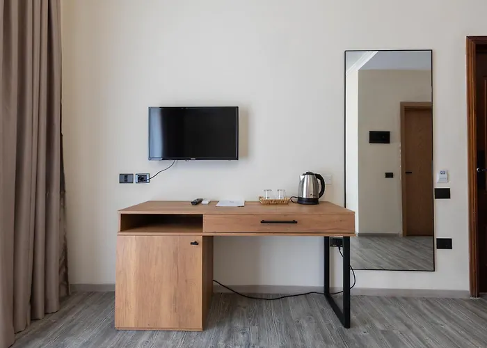 Broadway Boutique Hotel