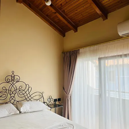 Broadway Boutique Отель 4*