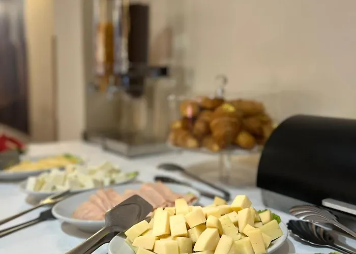 Broadway Boutique 4*