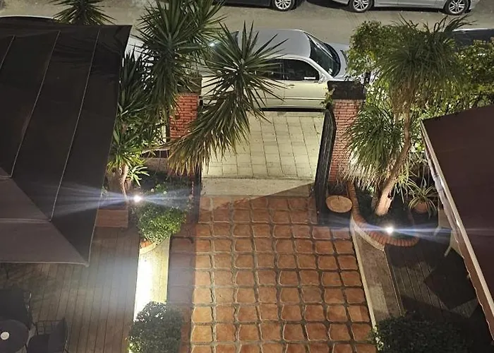 Broadway Boutique Hotel 地拉那